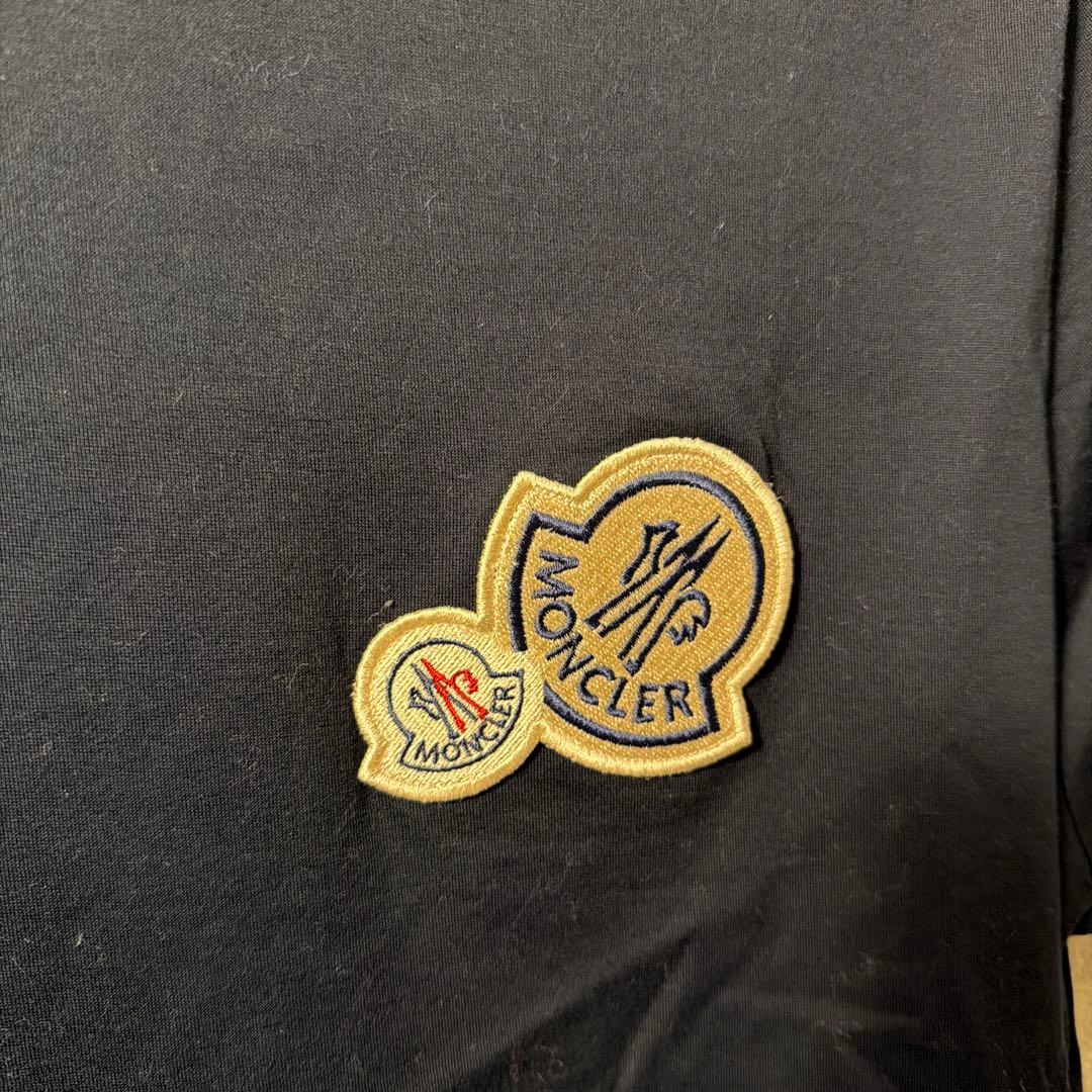 MONCLER ネイビー Tシャツ　Lサイズ
