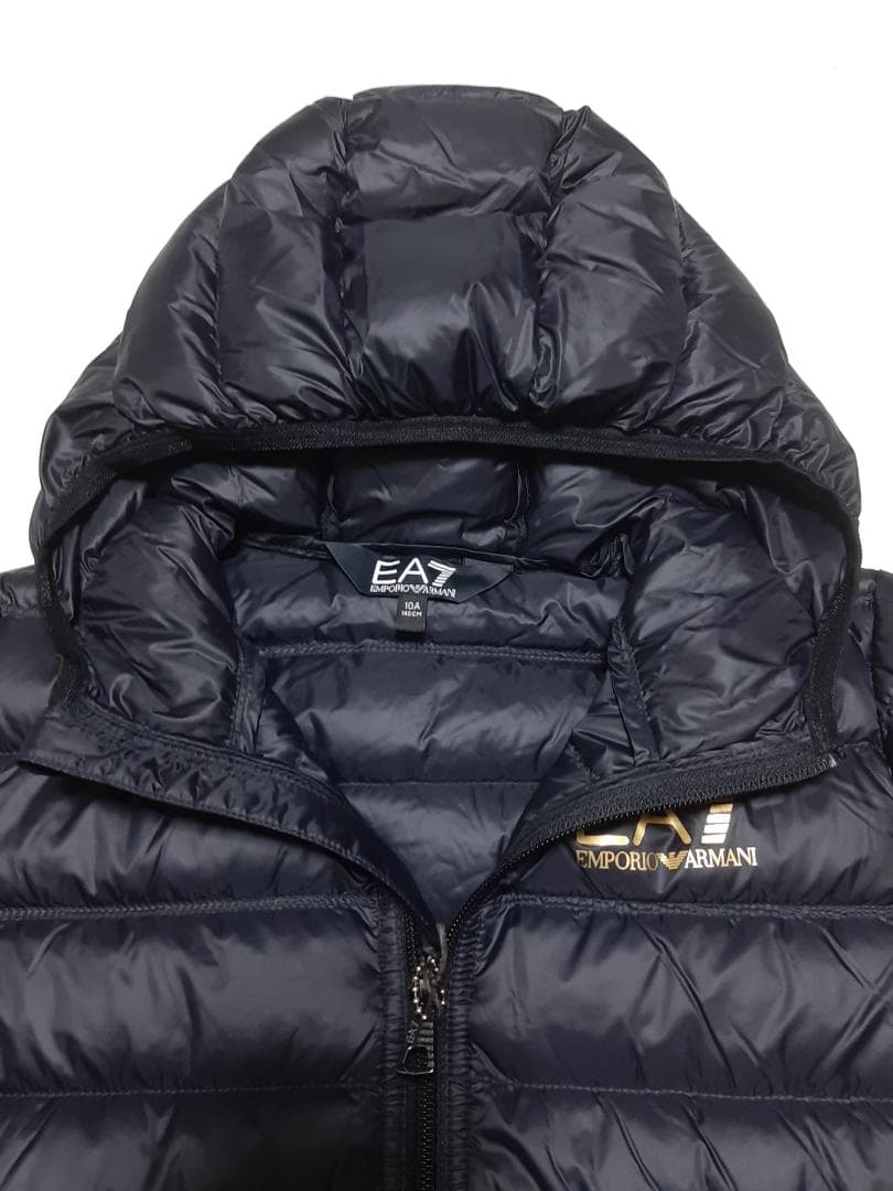 【新品・値下げ】EA7/アルマーニジュニア　ダウンジャケット　10A・10歳