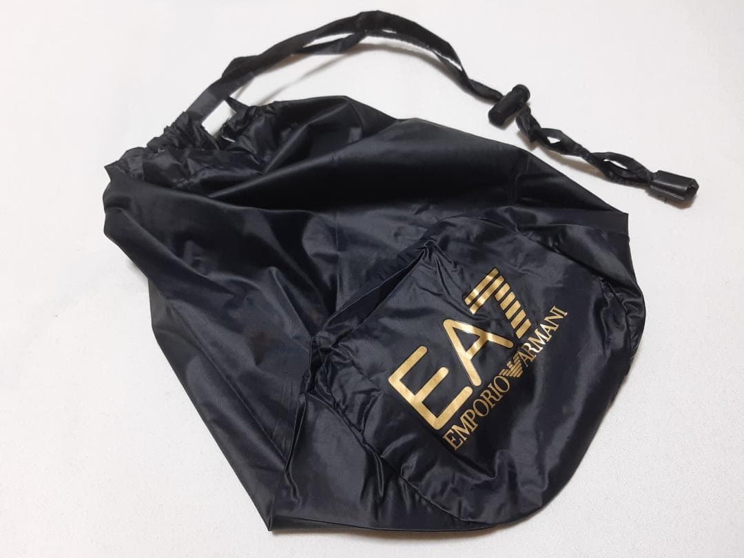 【新品・値下げ】EA7/アルマーニジュニア　ダウンジャケット　10A・10歳