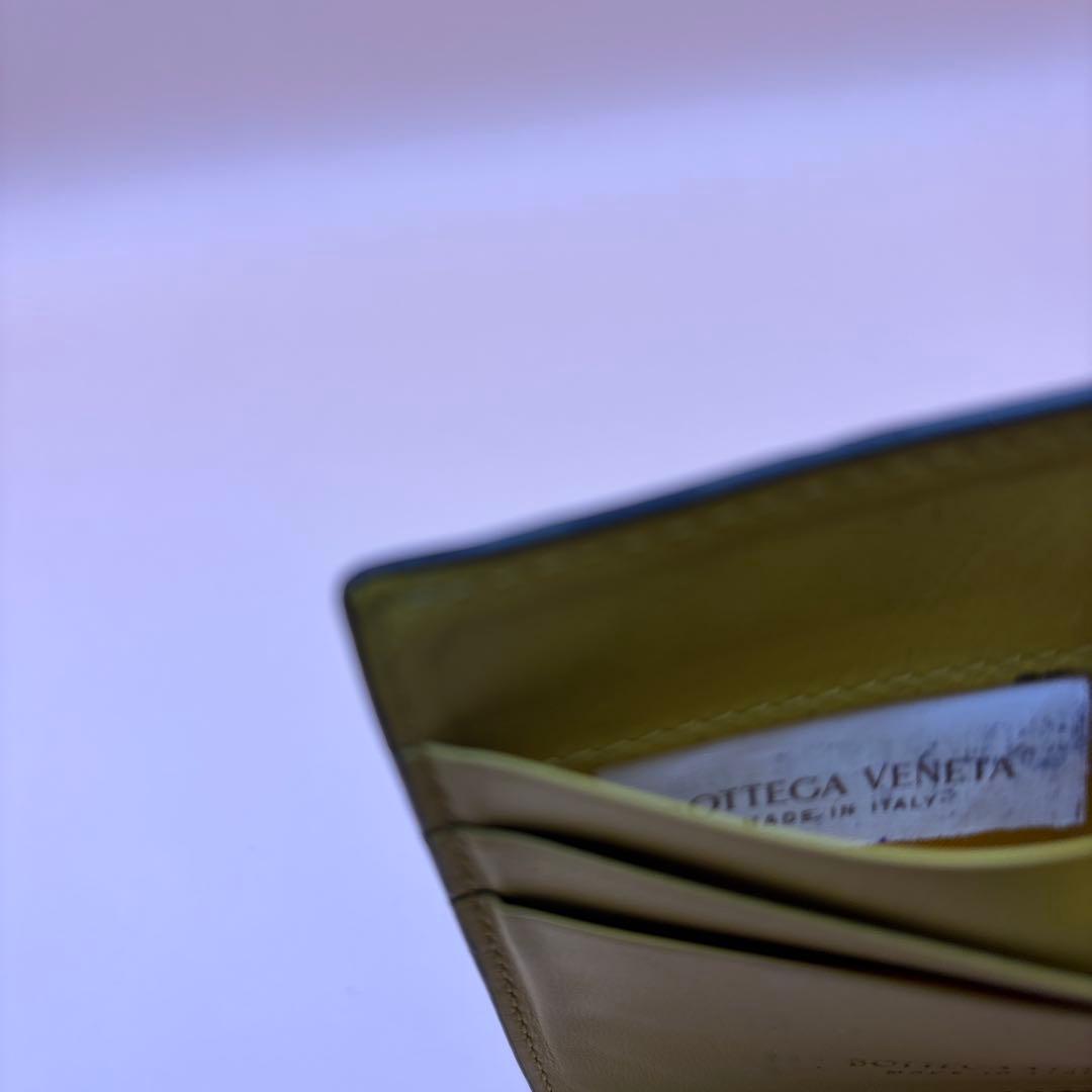 ◆正規品◆近年モデルボッティガヴェネタ二つ折り マネークリップ