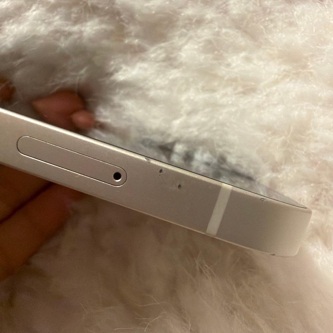 か*ん様 Apple iPhone 13 ホワイト 本体