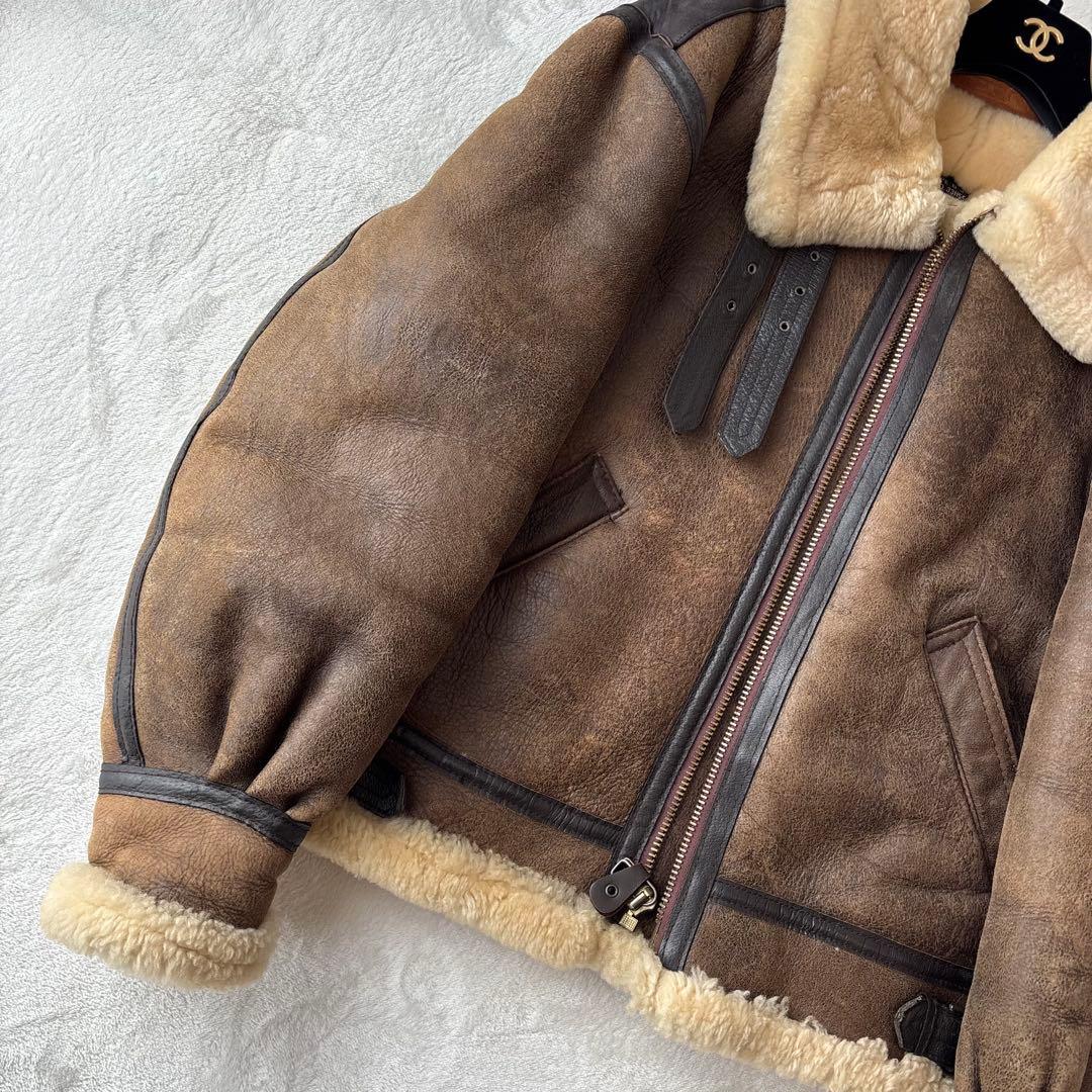 【美品】アヴィレックス　ムートンジャケット　フライトジャケット　羊革　38