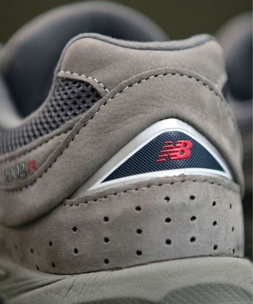 New Balance 　2002R