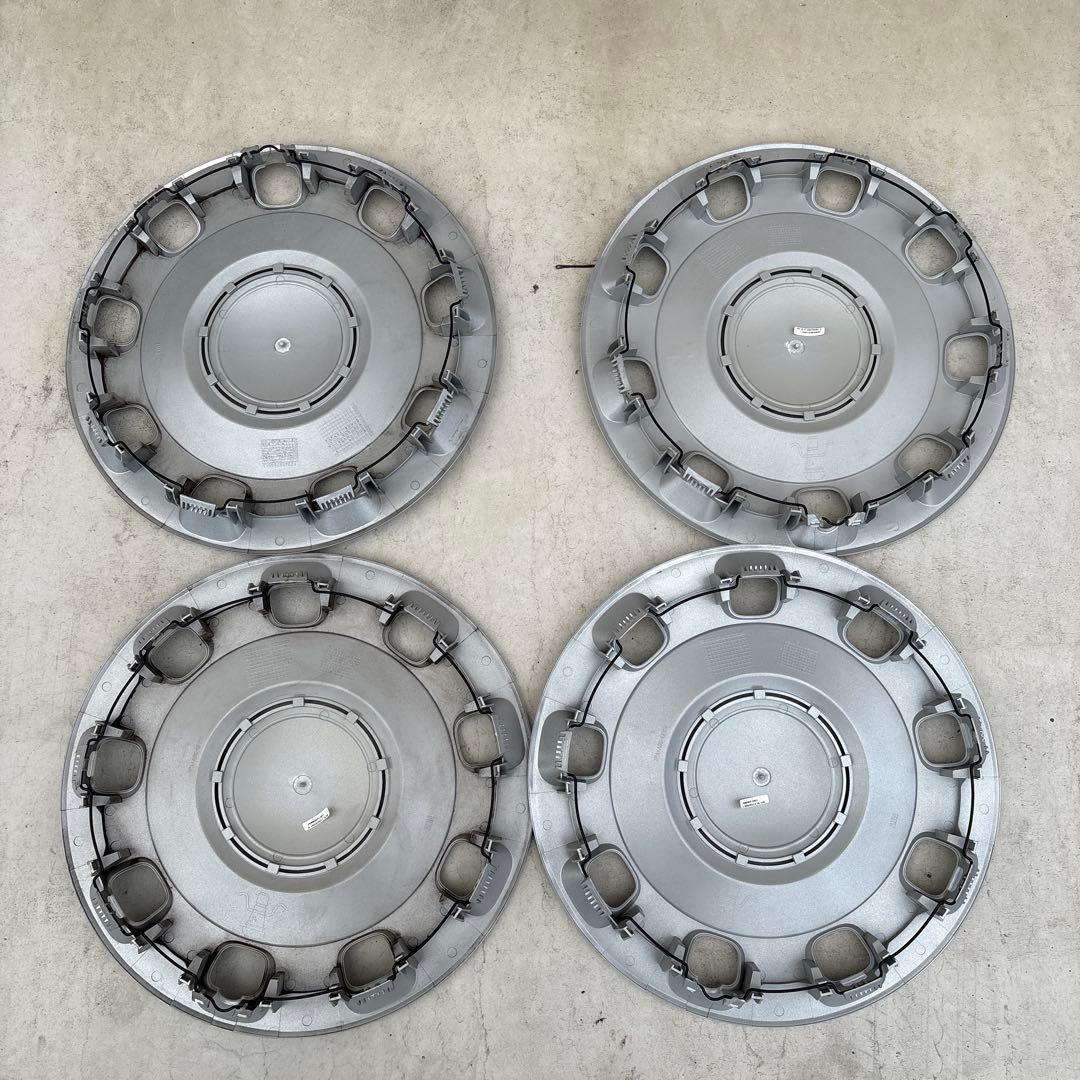 Fiat 500 純正14ホイールカバー 4枚セット