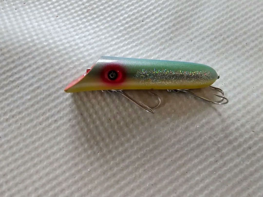 ニンナ　マスケ