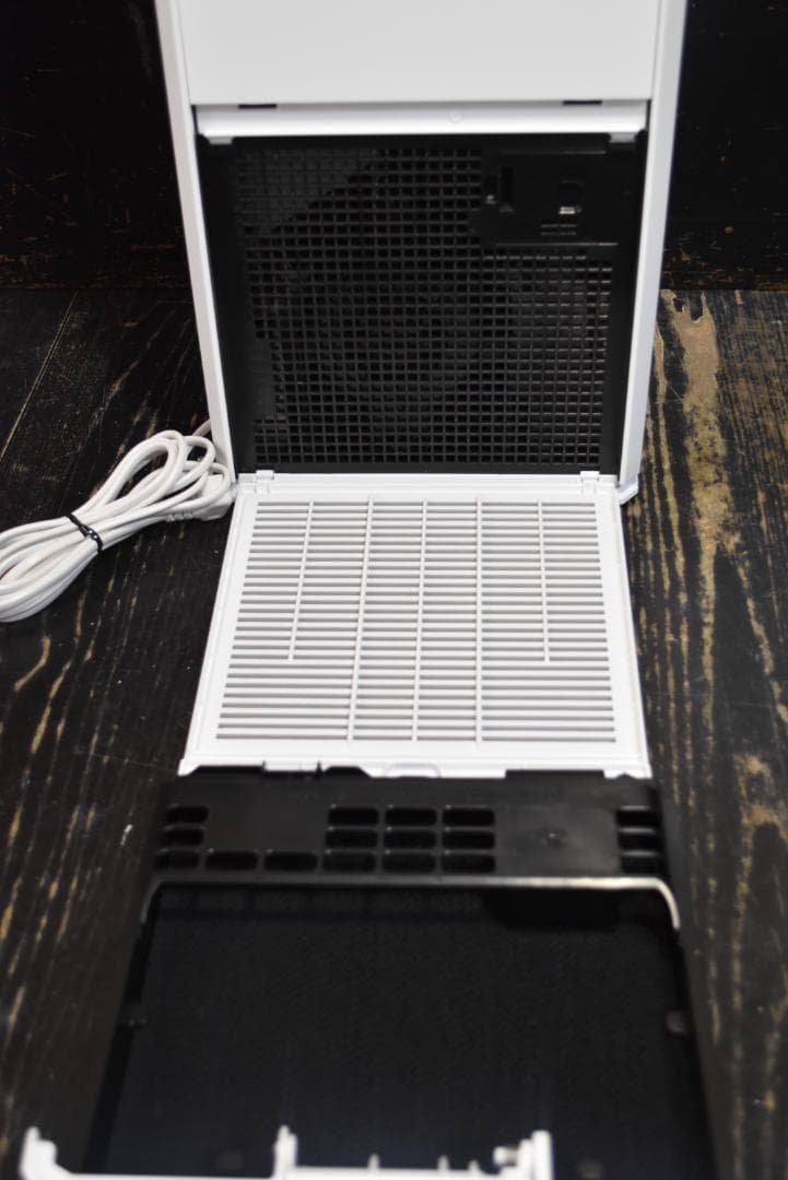 コ*ギ様 ダイキン 空気清浄機 MC55ZKS-W ホワイト　2023年製