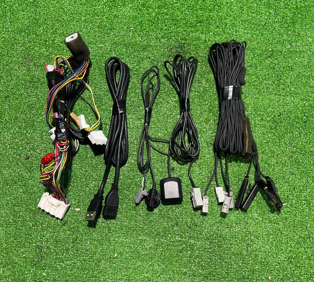 日産純正 MC313D-W ナビゲーション フルセグ。地図データ2013年版。