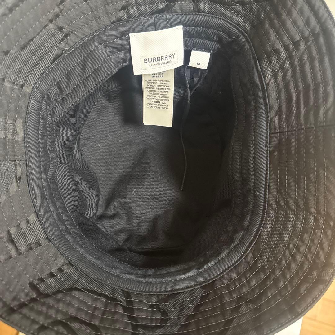 美品 Burberry 黒バケットハット メンズレディース