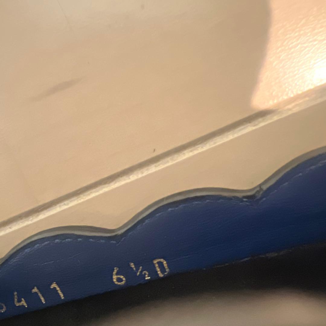 Salvatore Ferragamo ブラック フラットシューズ