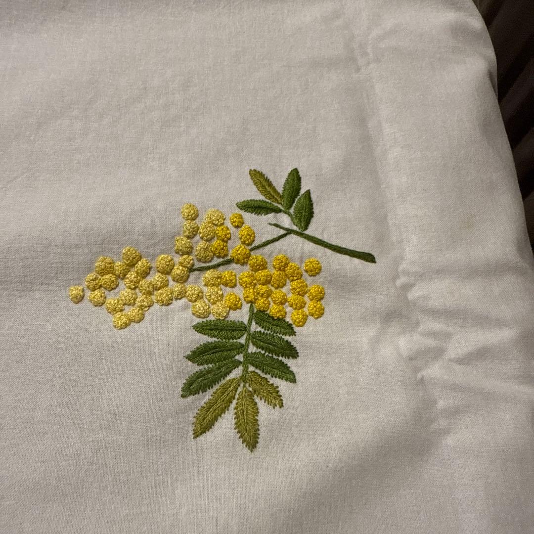 未使用　ミモザ　テーブルクロス　テーブルセンター　ナプキン12枚セット