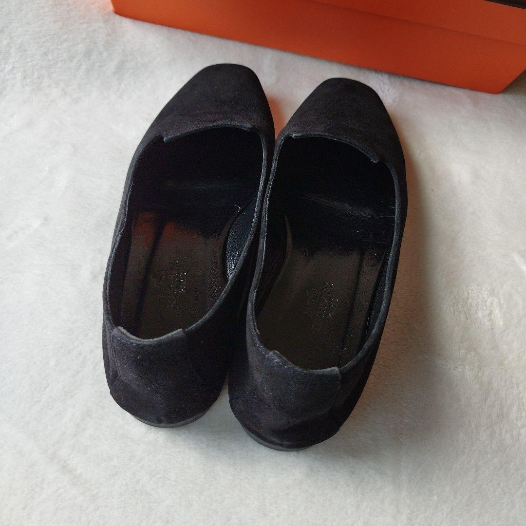 HERMÈS ブラック フラットシューズ 35　箱　　パンプス　スウェード