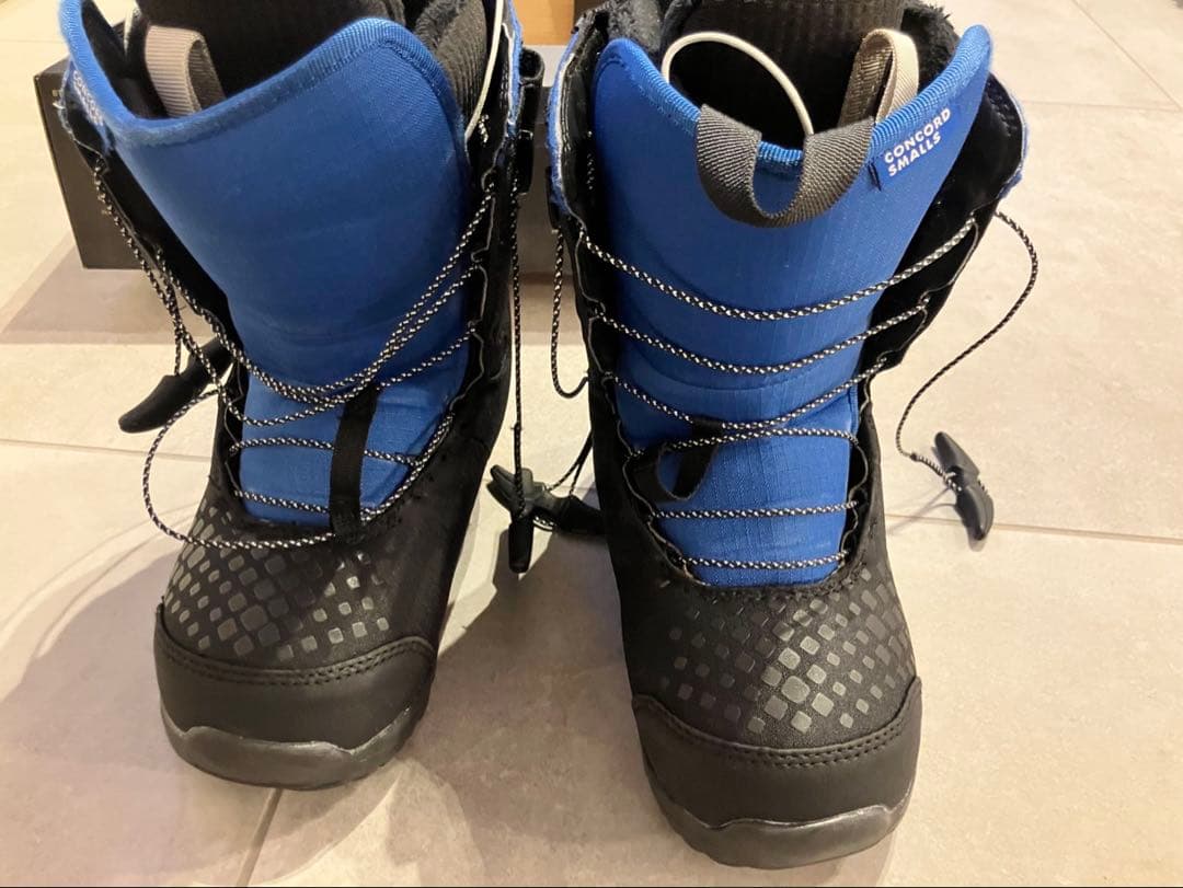 バートン　キッズ　スノーボードブーツ23㌢