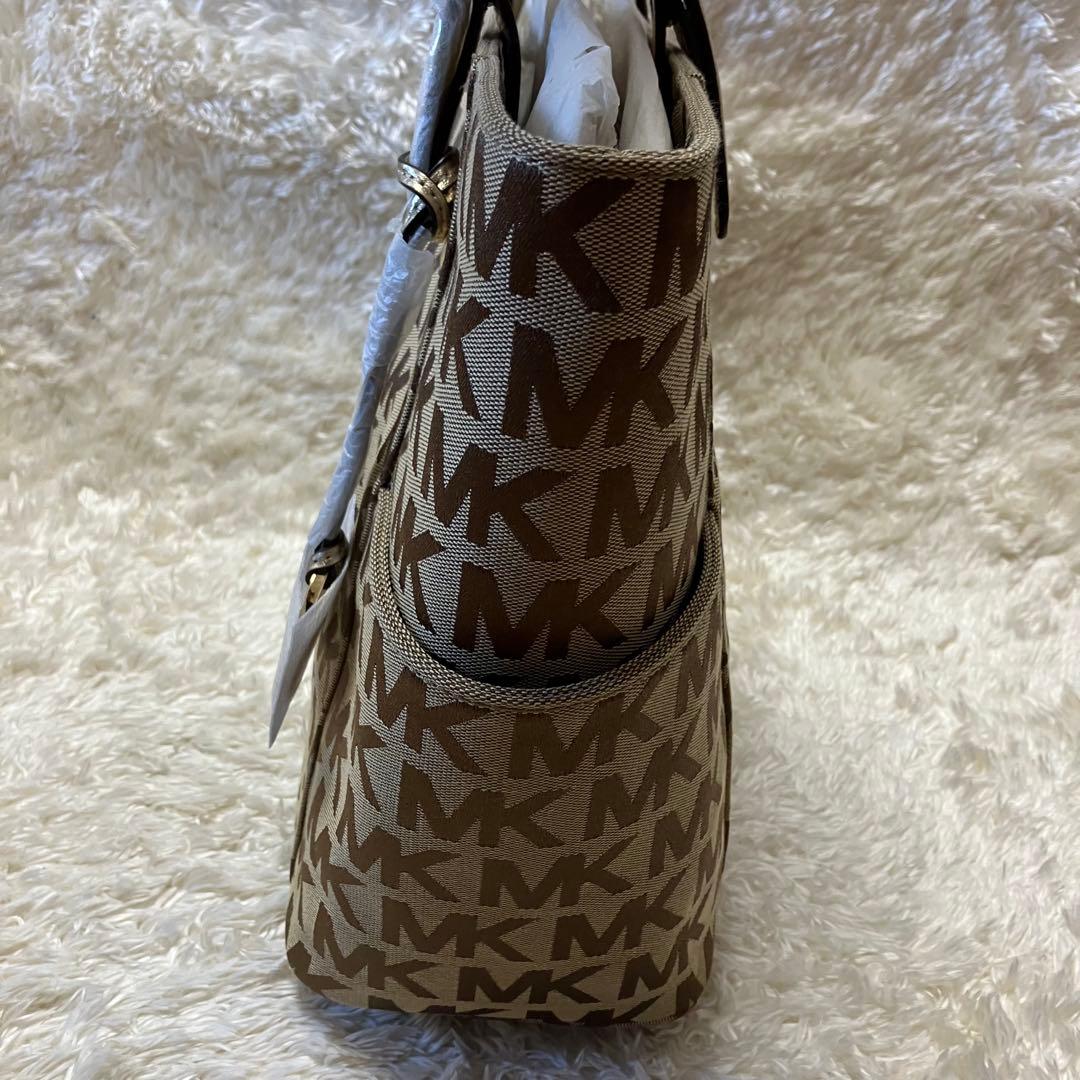 【莉子。様マイケルコース　トートバッグ　シグネチャ　JET SET チャーム