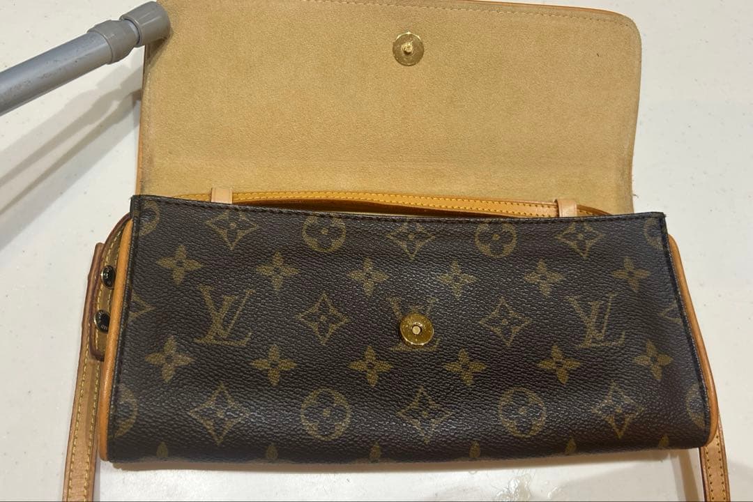 LOUIS VUITTON モノグラム ポシェットツイン