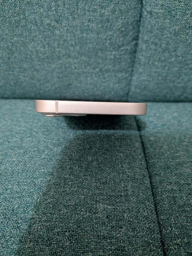 正*二様 美品✨ iPhone13 スターライト128GB