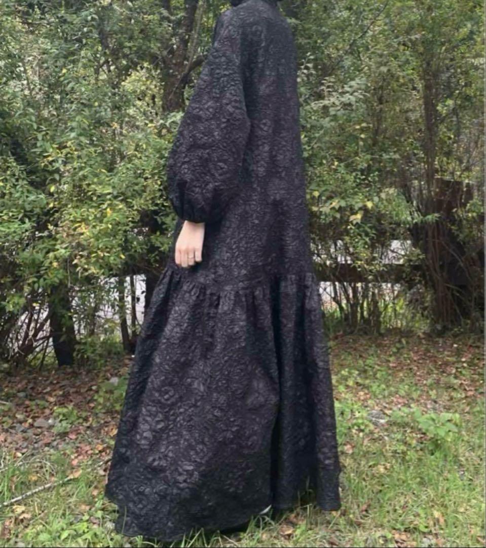 ペルナ PERNA ジャガード花柄 ロングワンピース 縦L/横XS 黒