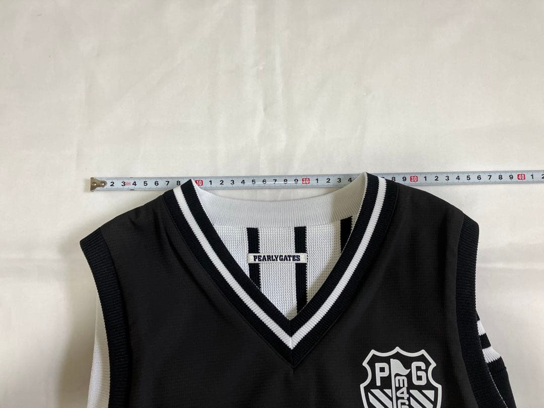 【美品】PEARLY GATES ベスト ブラック/ホワイト