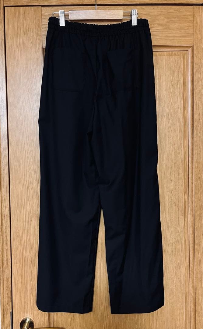 新品　ドゥファミリィ　ツイルタックイージーパンツ　ブラック