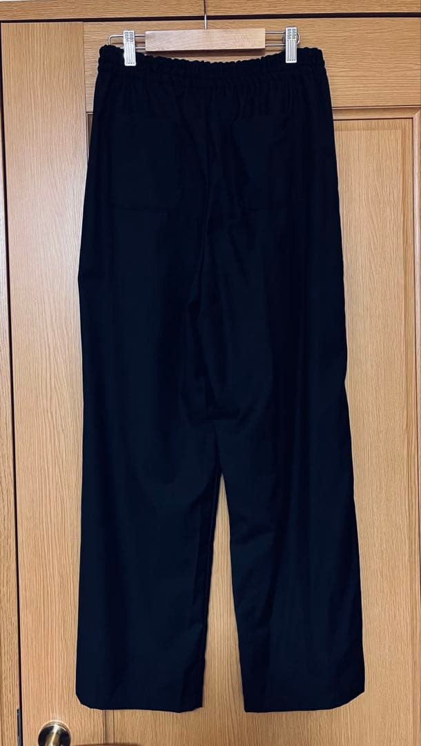 新品　ドゥファミリィ　ツイルタックイージーパンツ　ブラック