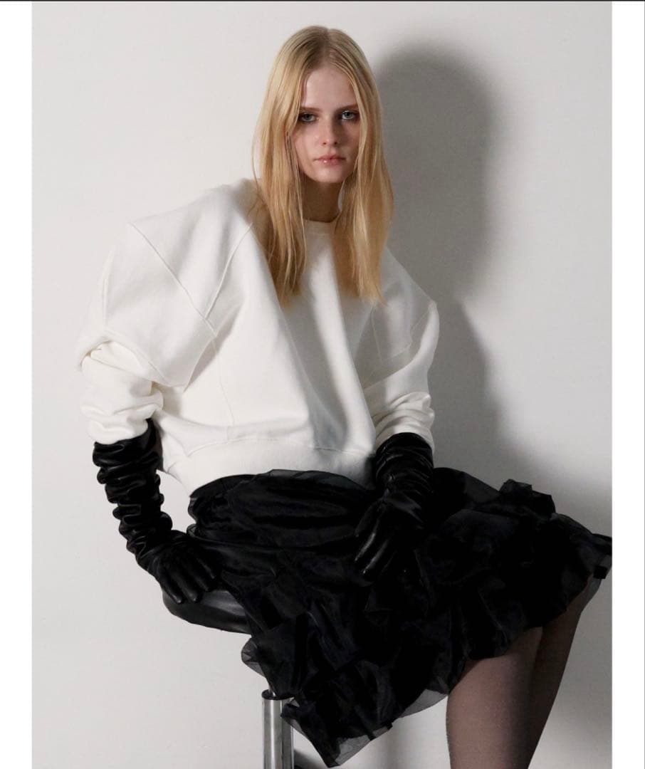 【未使用に近い】AMOMMA PUFF SLEEVE SWEAT裏起毛