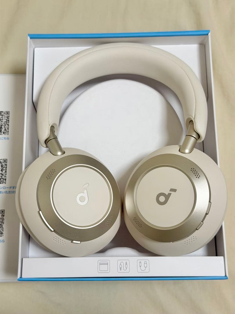 Soundcore Space One Pro シャンパンゴールド