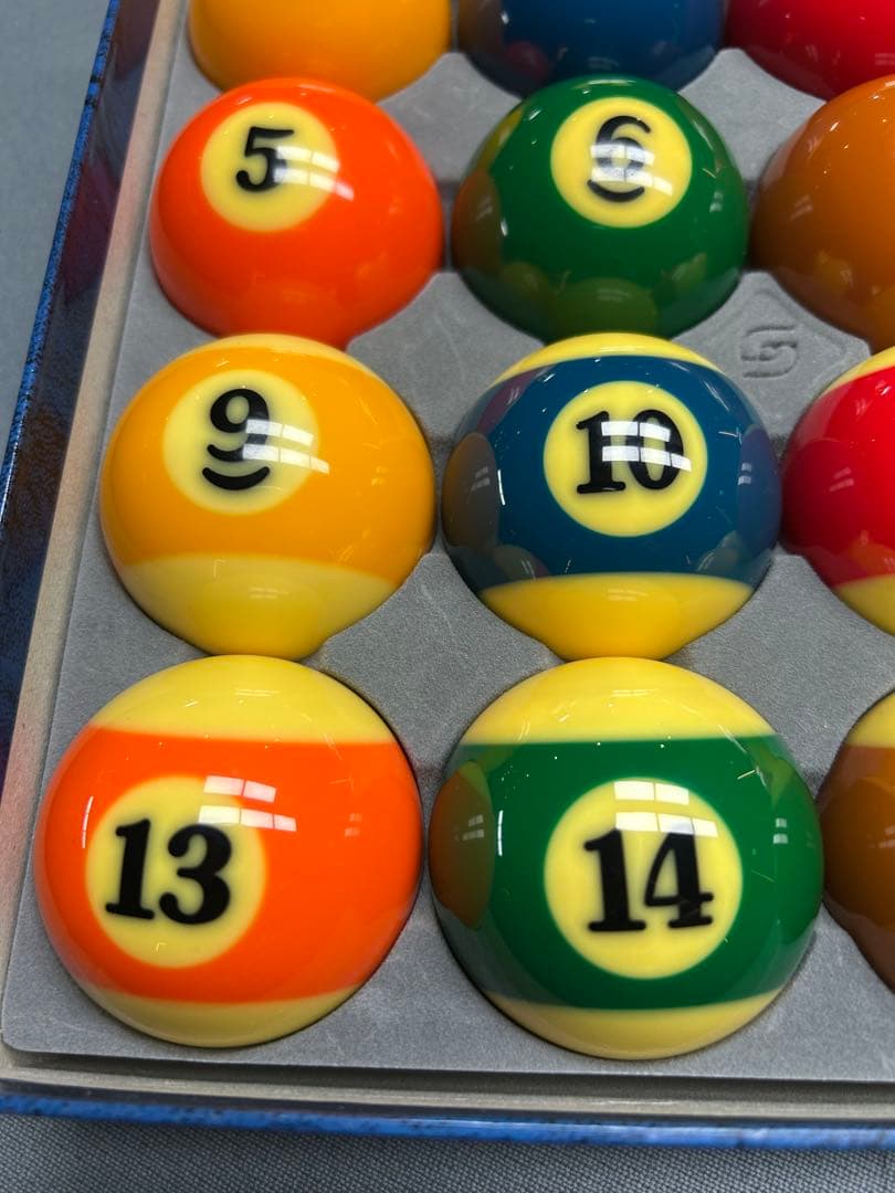 アラミスビリヤードボールSuper Aramith Pro TV Pro-Cup