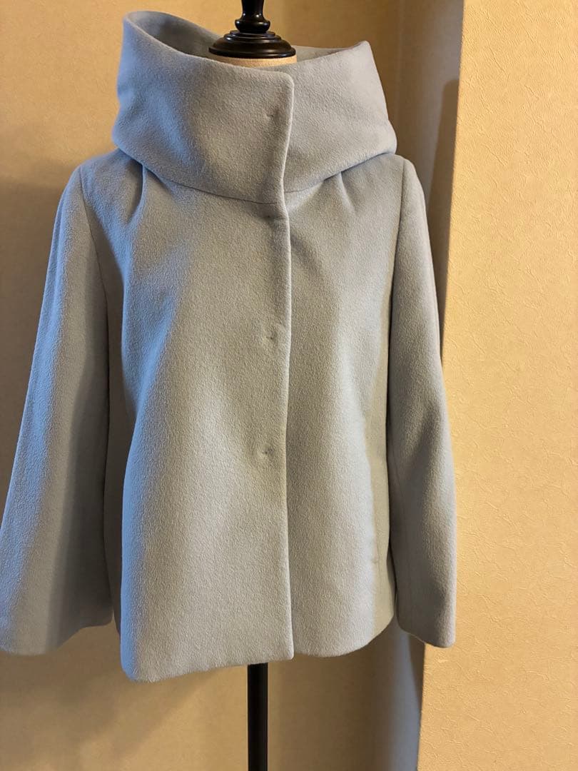 ANAYIフード付きライトブルーコート
