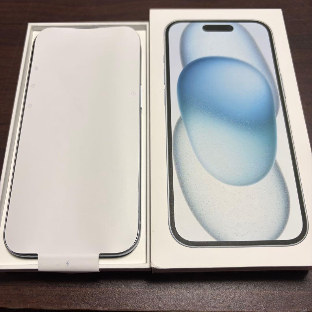 Apple iPhone 15 ブルー　128GB