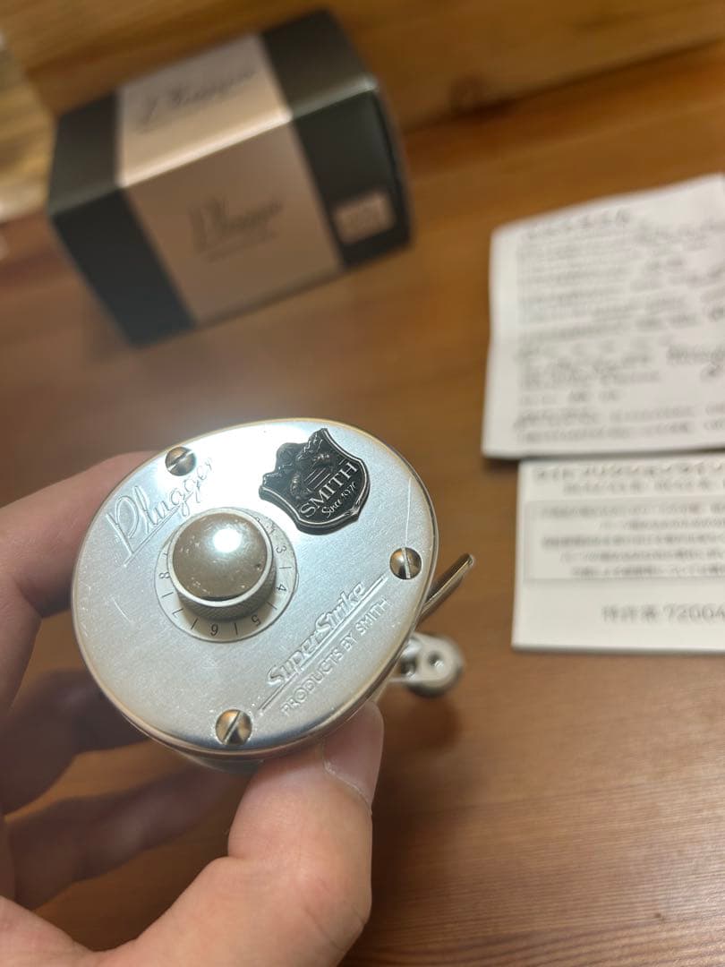 スミス　ベイトリール　プラッガー21　LH　シルバー左　（ 五十鈴bc421 ）