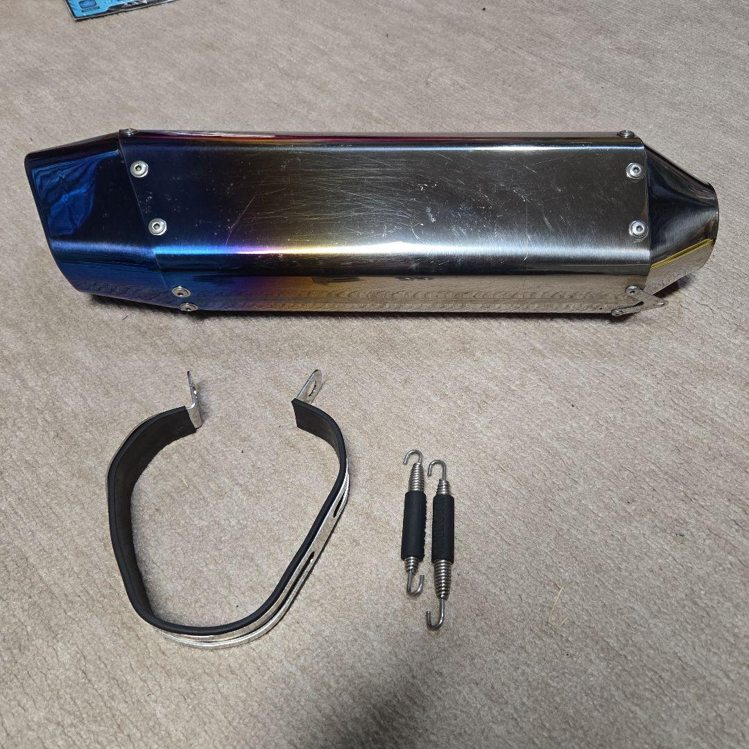 TRICK STAR イカズチマフラー　取り付けバンド付き