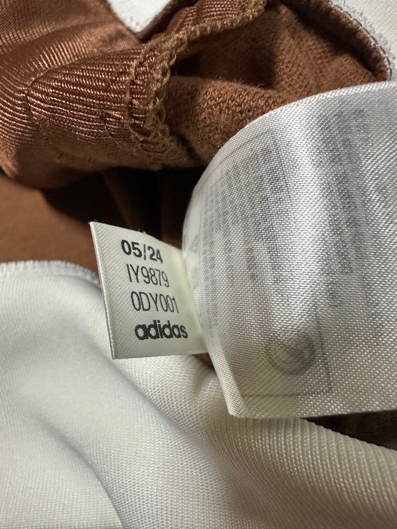 adidas originals アディカラー　クラシックストラックトップ