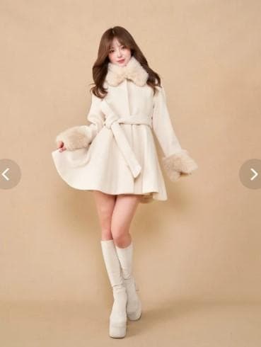 ダーリッチ　Darich　ウエストベルトメルトンコート　FREE　アイボリー