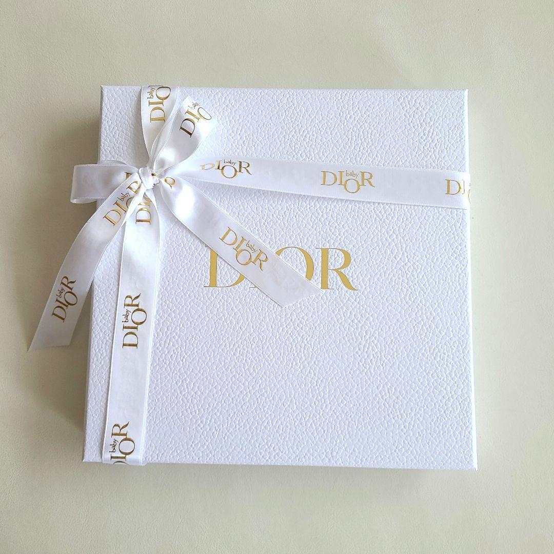 ご希望額にてお譲りいたします♡【新品】ベビーディオール♡Tシャツ&スカートセット