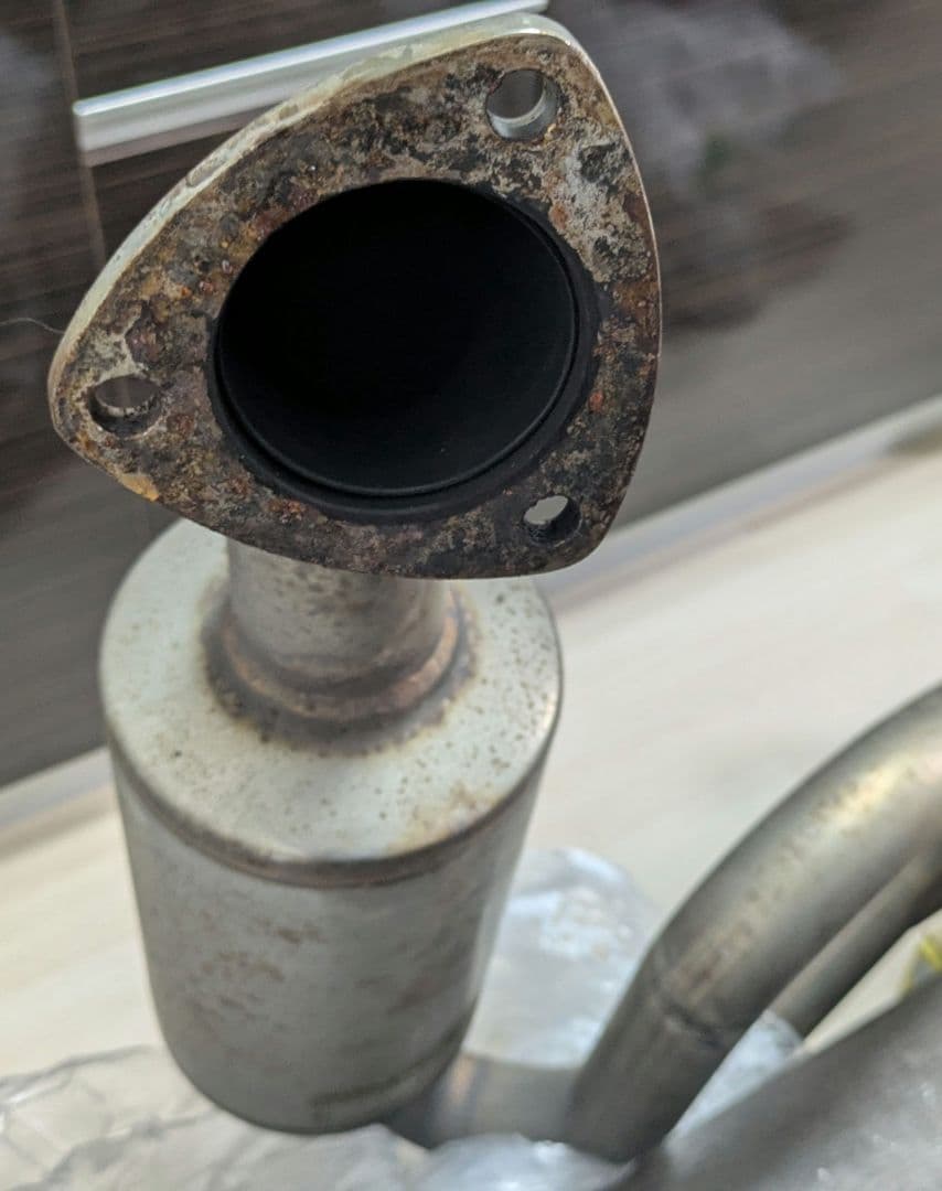 【手渡し希望】スイフトスポーツZC33Sガナドールマフラー