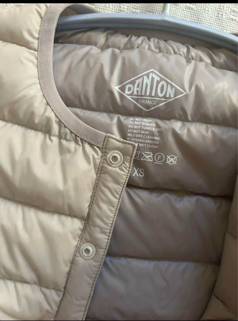 美品 DANTON ベージュ キルティングダウンベスト