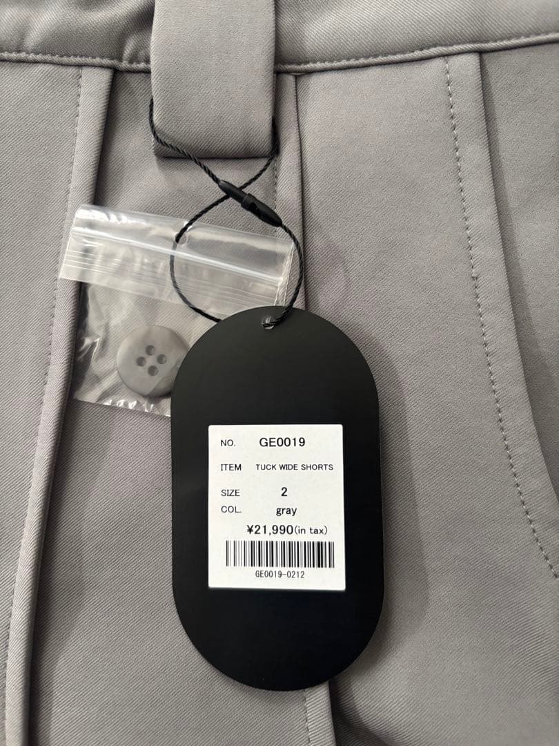 goat essence TUCK WIDE SHORTS サイズ2 グレー