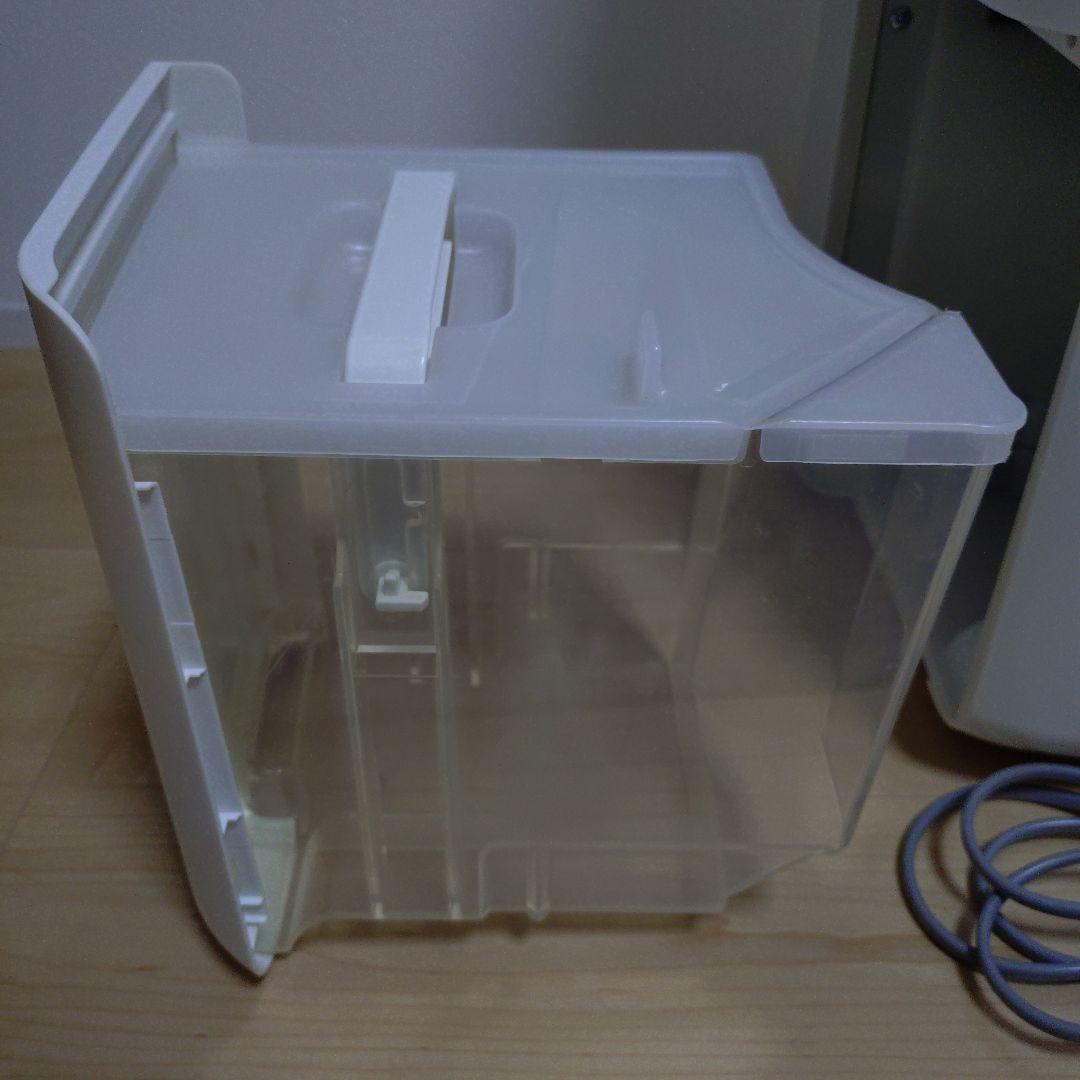 SHARP　衣類乾燥　除湿機　CV-J180