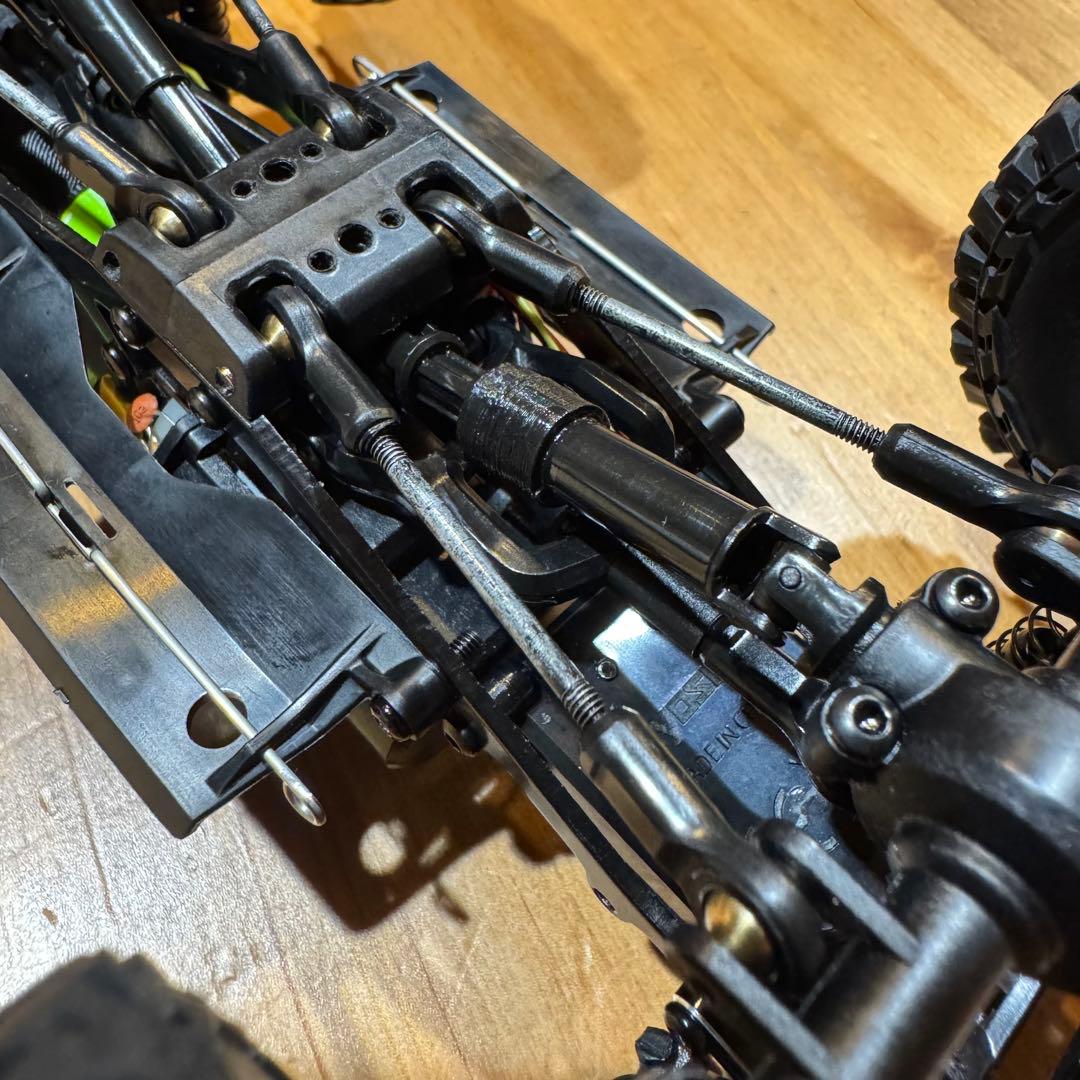 【値下げ中】京商 ミニッツ4×4 アピオジムニー