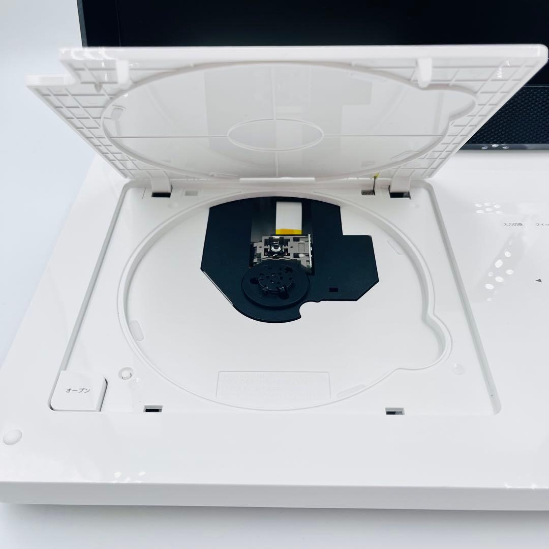 【美品】TOSHIBA ポータブルDVDプレーヤー SD-P1010S レグザ