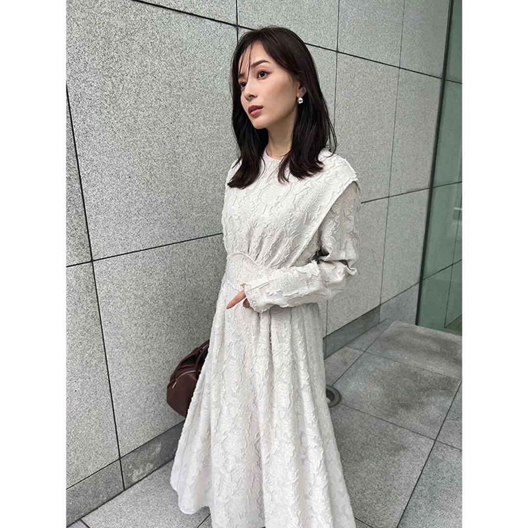 anuans ウエストコンシャスジャガードワンピース （ECRU）