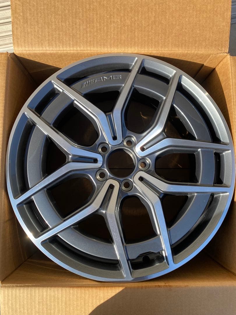 メルセデス・ベンツ アルミホイール AMG 9J × 19インチ ET49