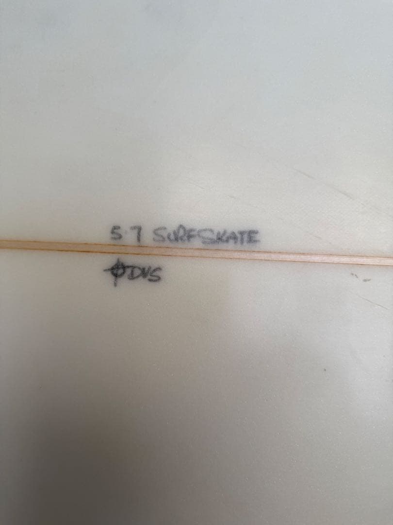 DVS SURFSKATE Model 5’7