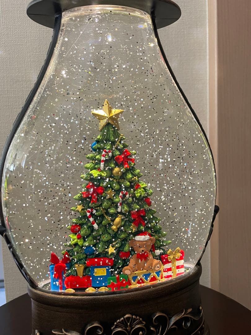 【迫力満点！】クリスマス　ランタン型　スノードーム　ウォーターグローブ　ライト