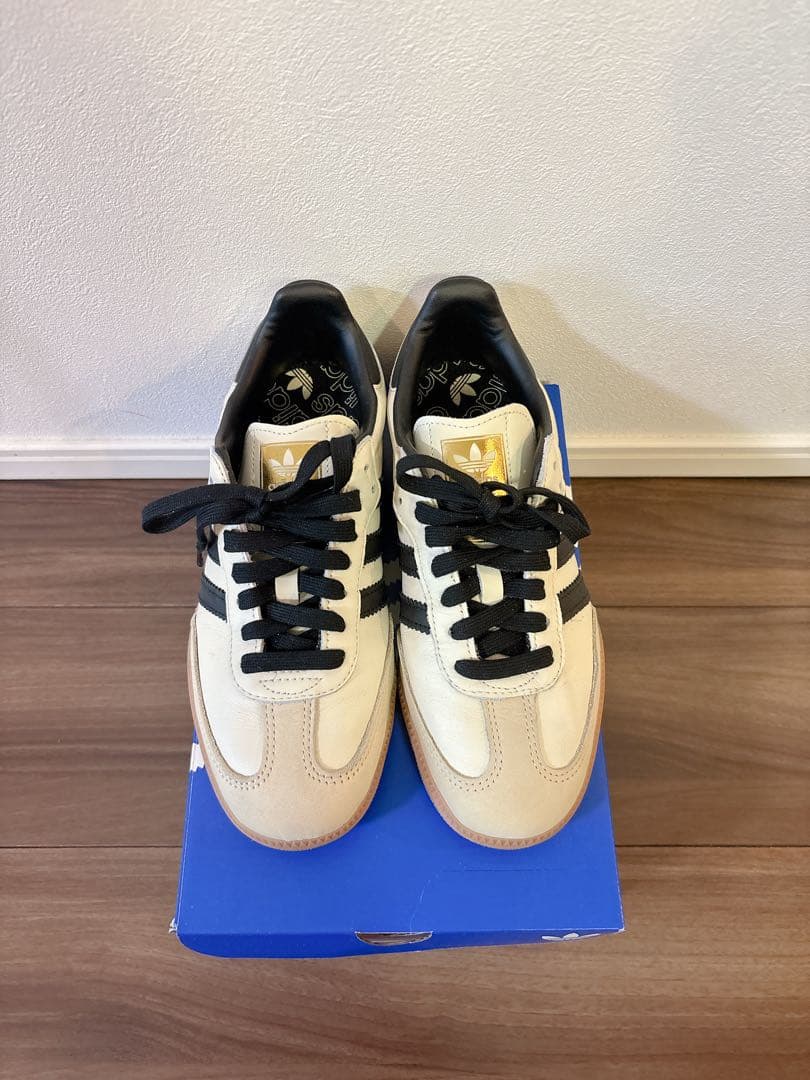 【ほぼ未使用】adidas Samba クリーム/ブラック 24センチ