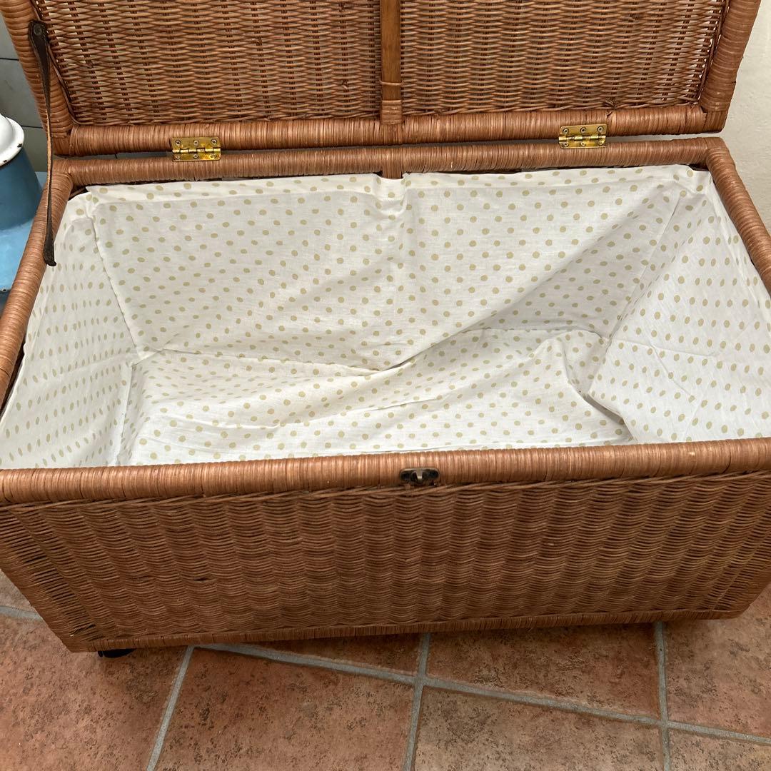 ラタン 籐　キャスター付き　大型収納　蓋付き　トランク チェスト ヴィンテージ