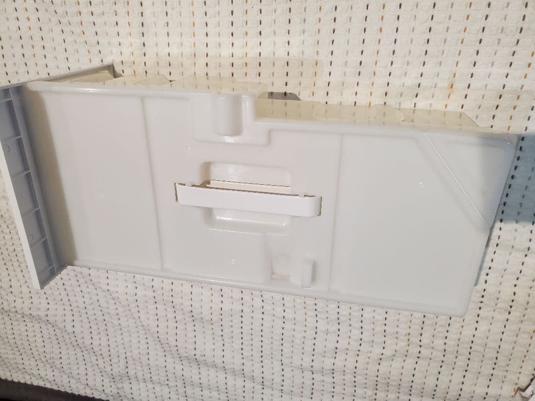 エディオン 衣類乾燥除湿機 e-angleW ANG-CD-A2