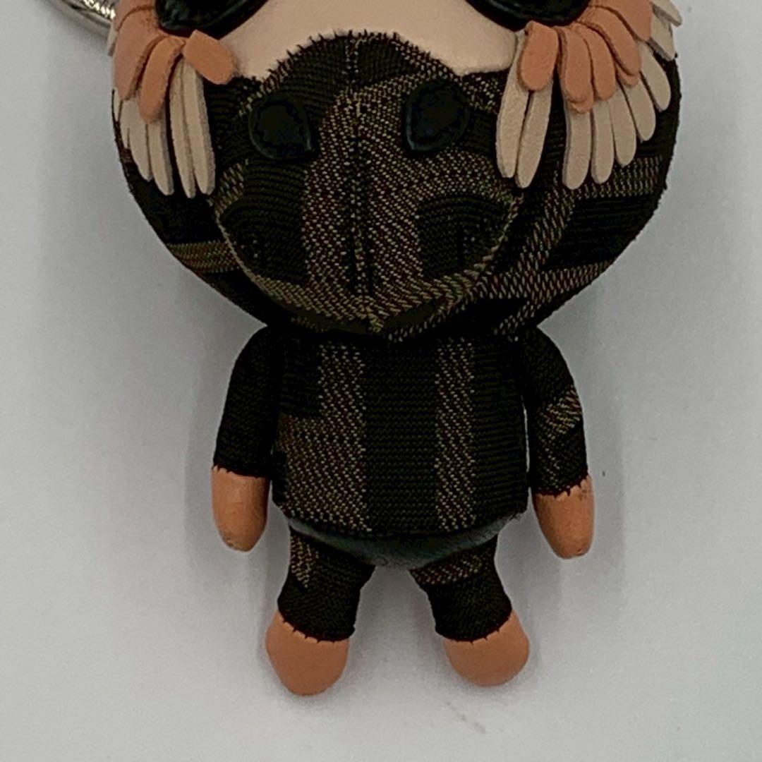 美品 フェンディ スペースモンキー ズッカ柄 FF キーホルダー バッグチャーム