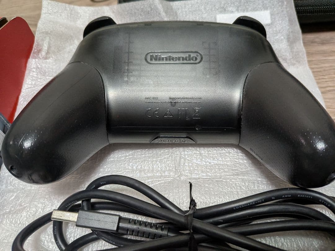 Nintendo Switch 本体 +スマブラSP+スプラトゥーン2+プロコン