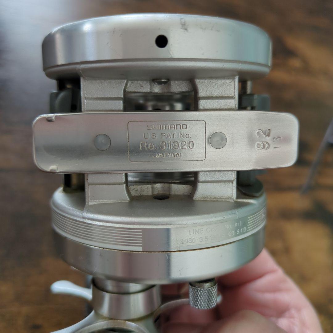 リール SHIMANO CALCUTTA200