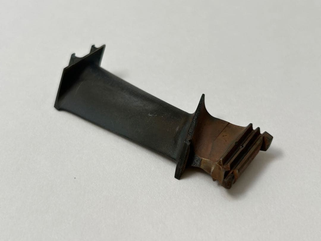 YS-11　高圧タービンブレード